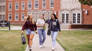 3 JCU students building lifelong friendships and memories
